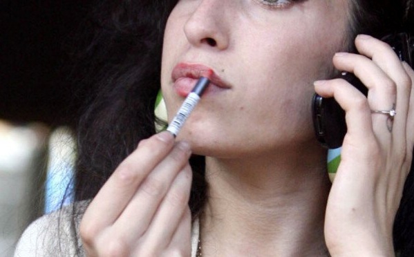 1701825-amy-winehouse-le-16-aout-2007-1200x0-1.jpg